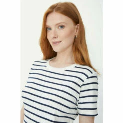 Maine Breton Stripe Scoop Neck T-shirt For Female -Maine New England Shop unnamed file 1879