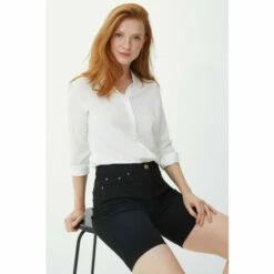 Maine Comfort Stretch 5 Pocket Short For Female -Maine New England Shop unnamed file 2191