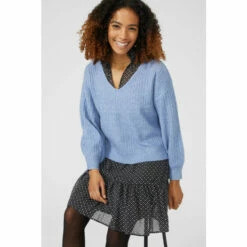 Maine Soft Rib Stitch V Neck Jumper For Female 13 Maine Soft Rib Stitch V Neck Jumper For Female -Maine New England Shop unnamed file 2245