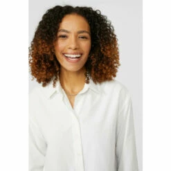 Maine Relaxed Collared Shirt For Female 10 Maine Relaxed Collared Shirt For Female -Maine New England Shop unnamed file 2356