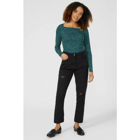 Maine Twist Front Top For Female 4 Maine Twist Front Top For Female - Image 2