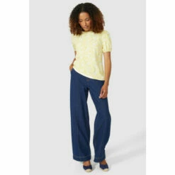 Maine Ditsy Print Scoop Neck Top For Female -Maine New England Shop unnamed file 3126