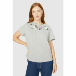 Maine Relaxed Floral Embroidered Yoke T-shirt For Female 13 Maine Relaxed Floral Embroidered Yoke T-shirt For Female -Maine New England Shop unnamed file 3772